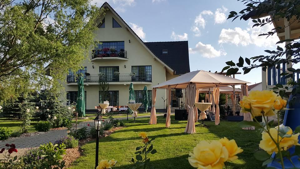 Villa Westfalia Guest House Tîrgu Secuiesc 外观 照片