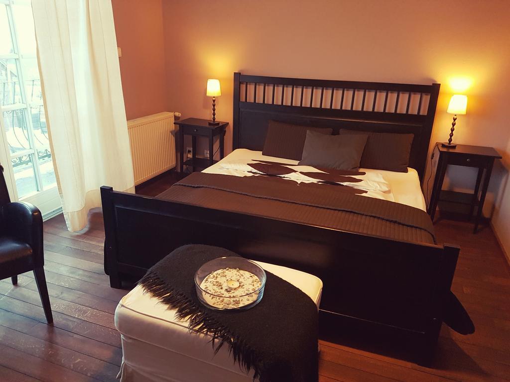 Villa Westfalia Guest House Tîrgu Secuiesc 外观 照片